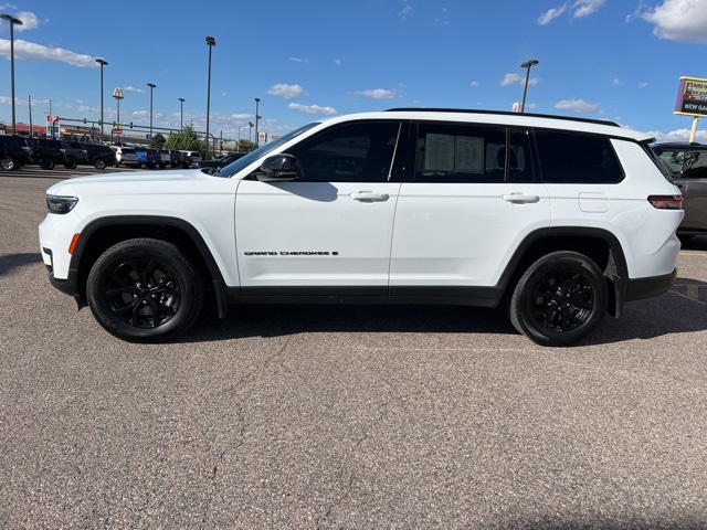 2024 Jeep Grand Cherokee Altitude photo 6