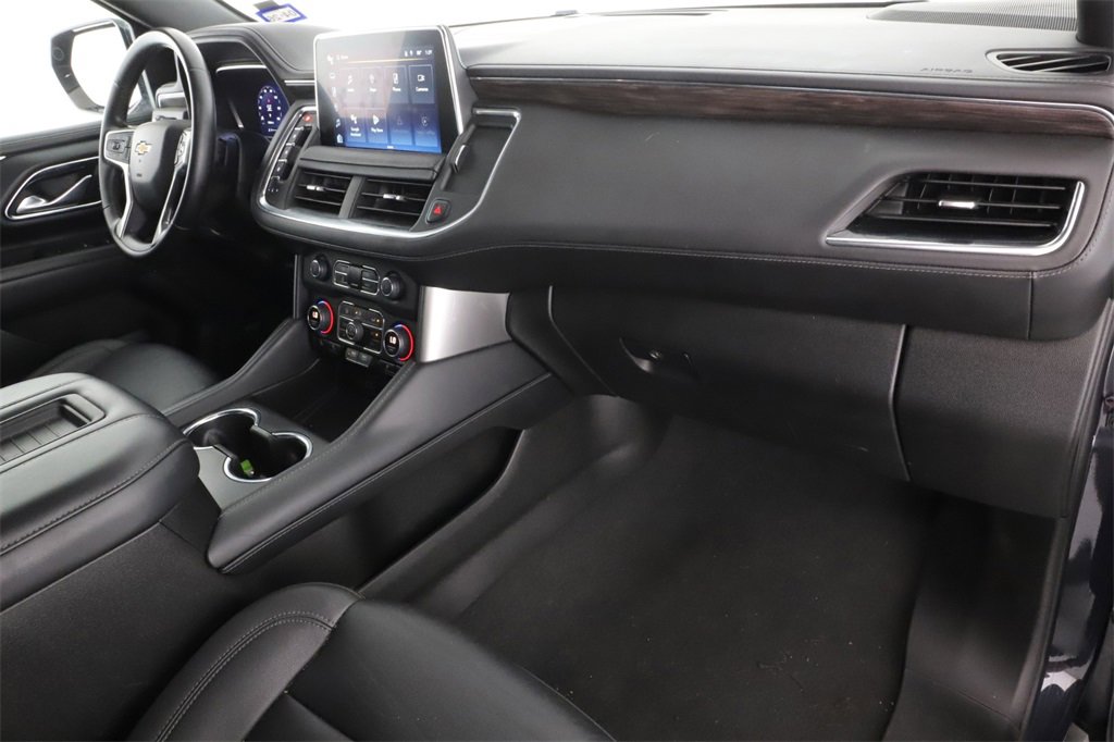 2023 Chevrolet Suburban LT photo 33
