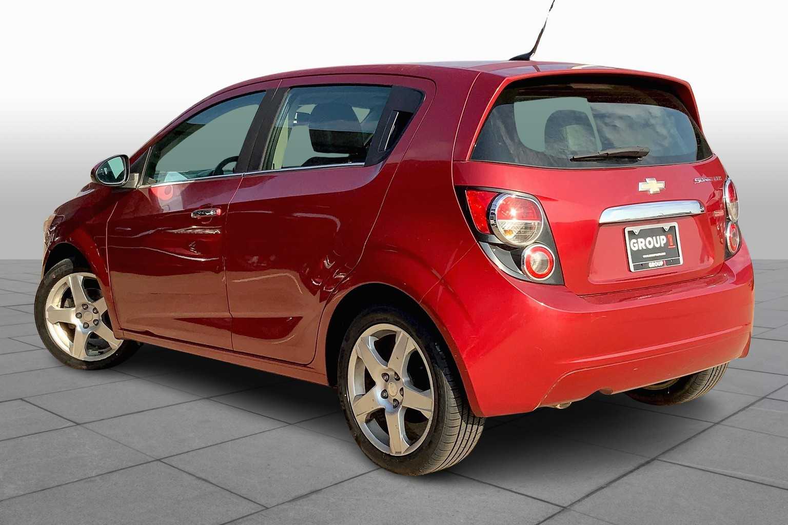 2013 Chevrolet Sonic LTZ photo 11