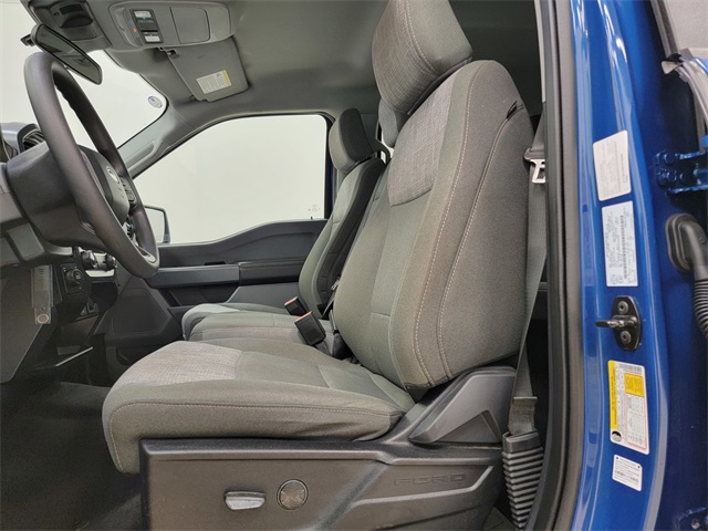 2023 Ford F-150 XLT photo 13
