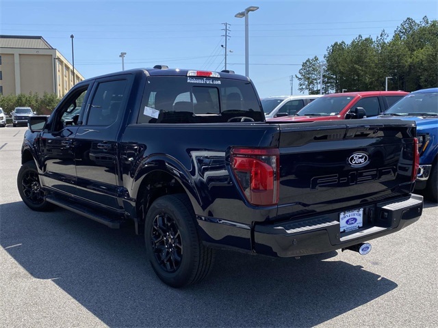 2025 Ford F-150 XLT photo 3