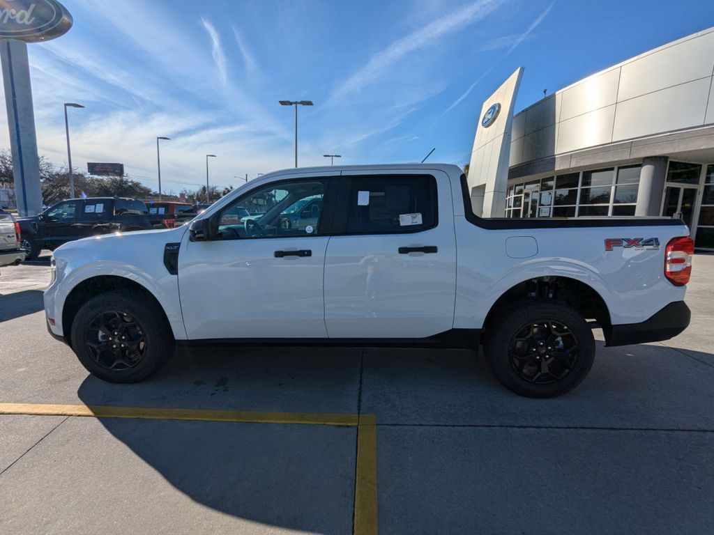 2025 Ford Maverick XLT photo 6