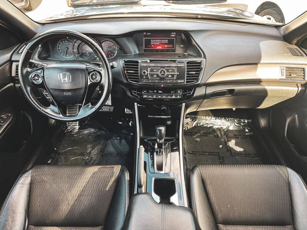 2017 Honda Accord Sport photo 26