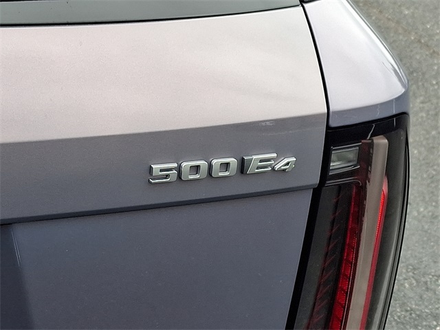 2025 Cadillac Optiq Luxury photo 33