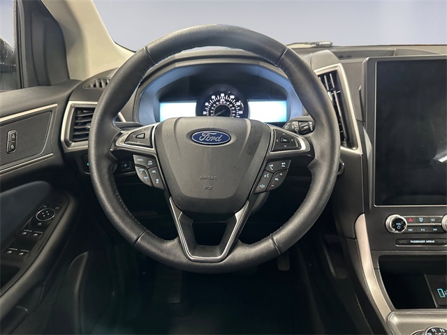 2024 Ford Edge SEL photo 12
