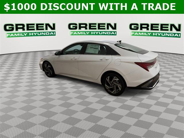 2025 Hyundai Elantra Limited photo 10