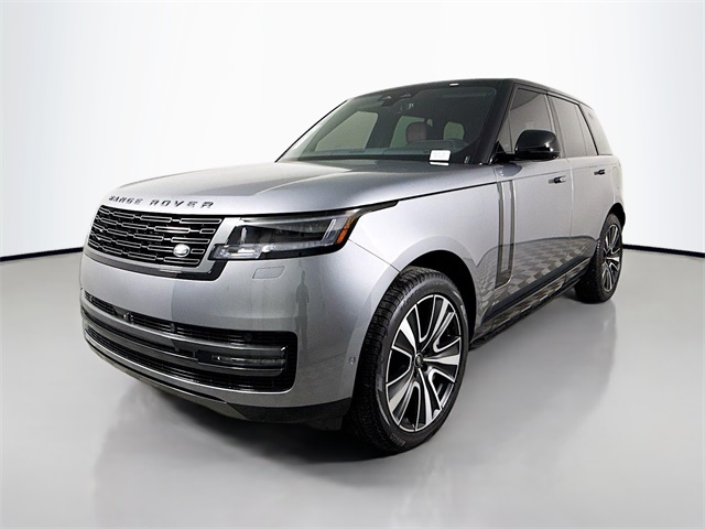 2025 Land Rover Range Rover SE's photo
