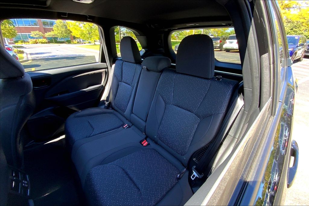 2025 Subaru Forester Premium photo 23