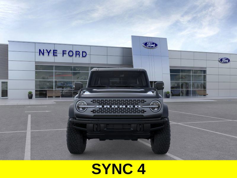 2025 Ford Bronco Badlands photo 6