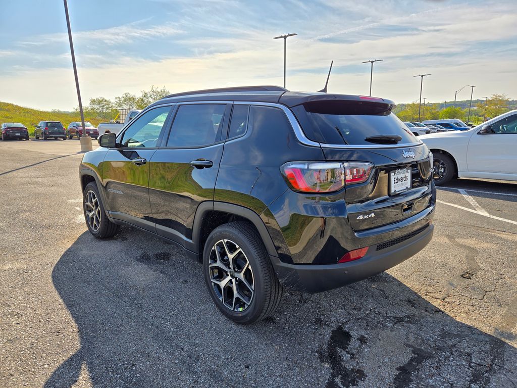 2026 Jeep Compass Limited photo 4