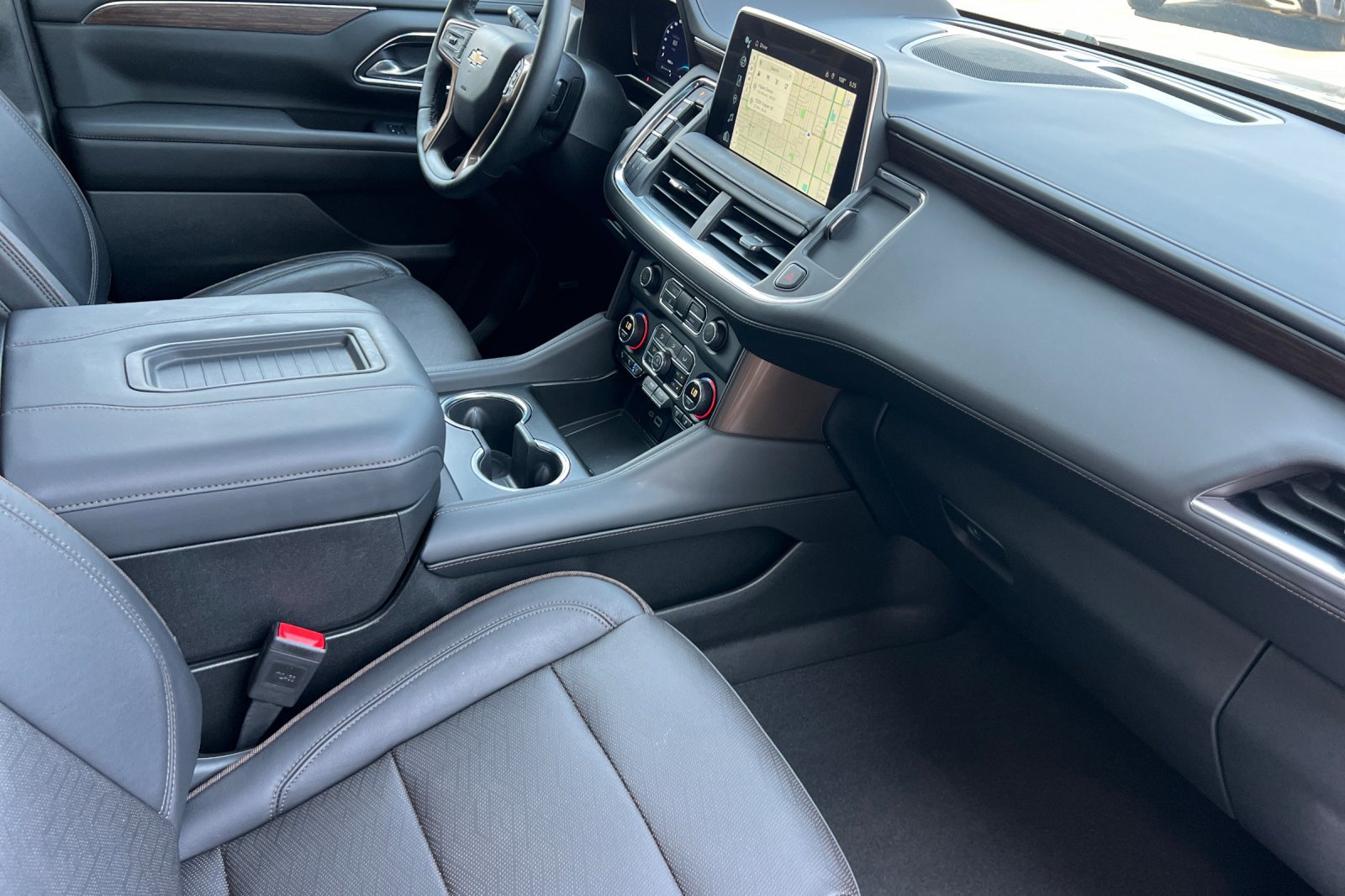 2024 Chevrolet Tahoe High Country photo 16