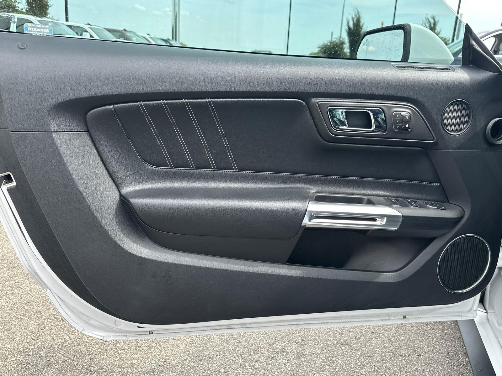 2017 Ford Mustang GT Premium photo 7