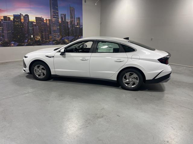 2026 Hyundai Sonata SE photo 3