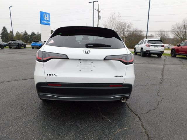 2026 Honda HR-V Sport photo 2