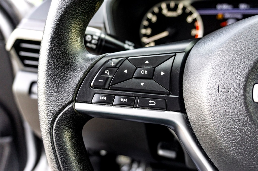 2023 Nissan Altima 2.5 SV photo 18