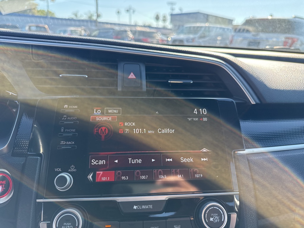 2019 Honda Civic Sport photo 8