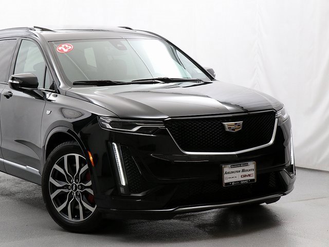 2023 Cadillac XT6 Sport photo 2