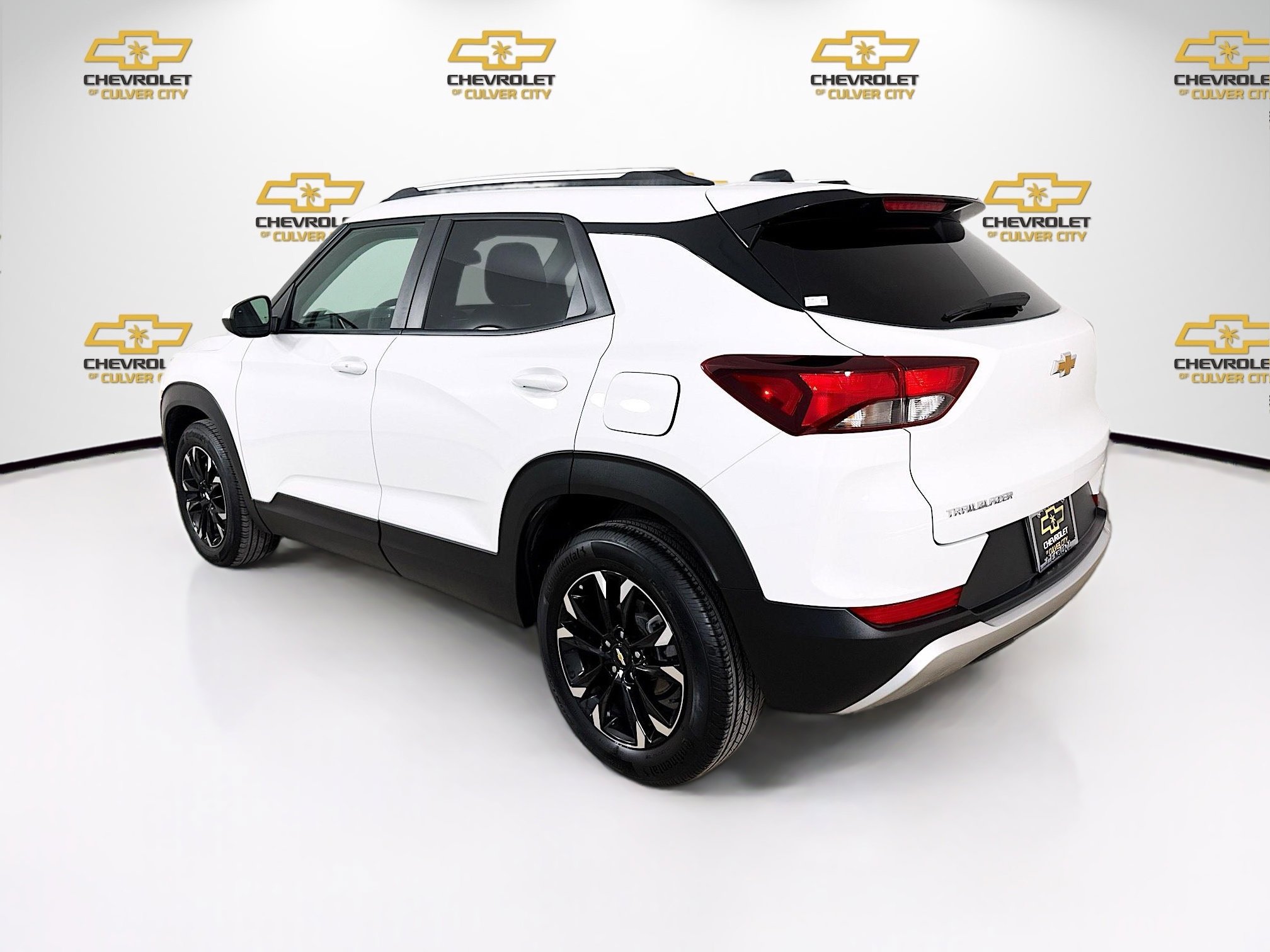 2023 Chevrolet Trailblazer LT photo 4