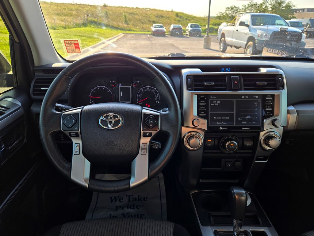 2021 Toyota 4Runner SR5 photo 15