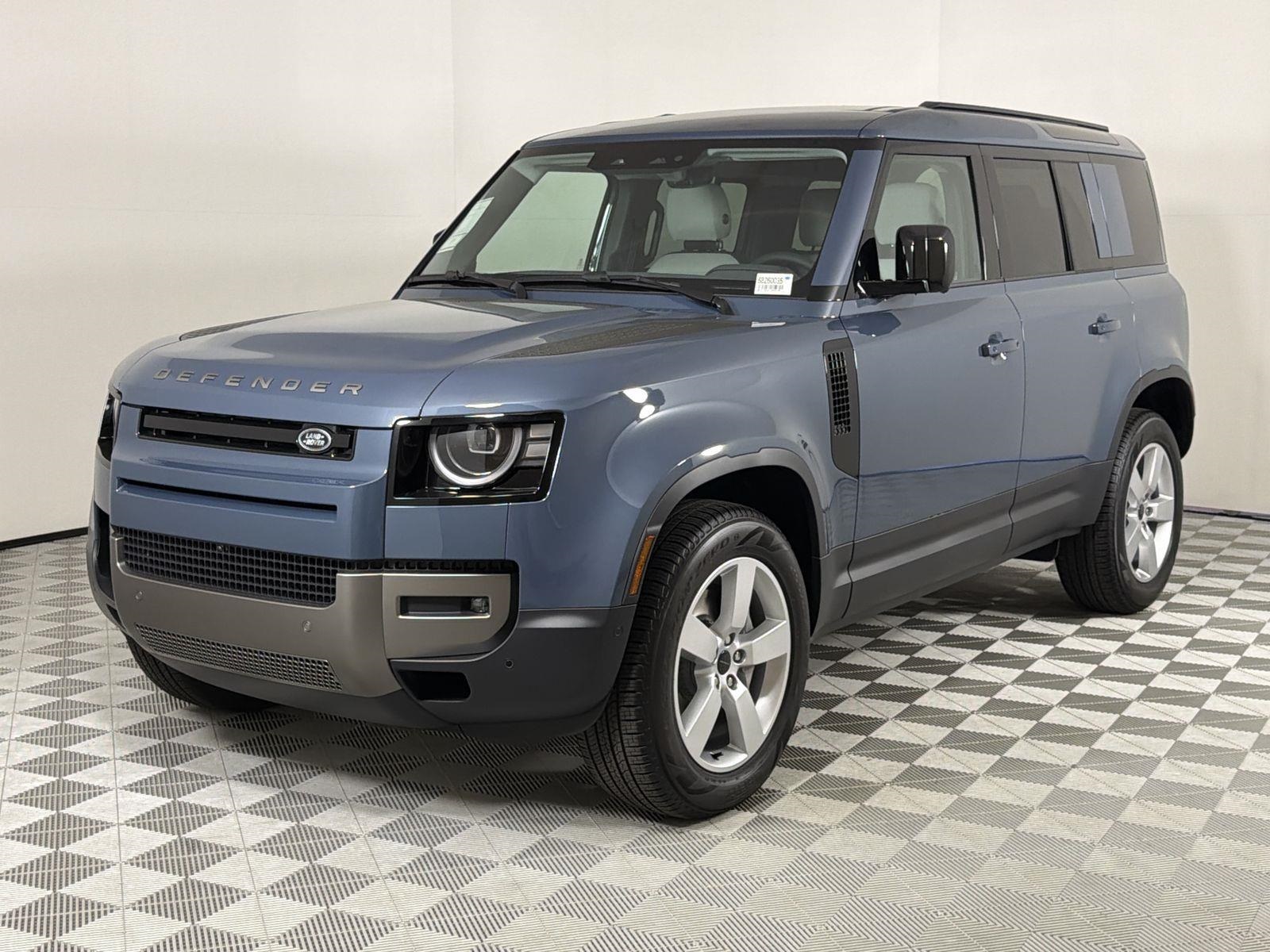 2026 Land Rover Defender S's photo