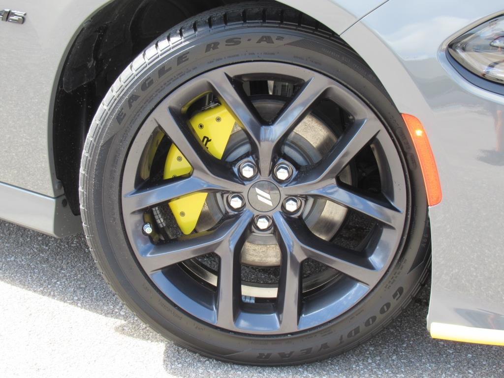 2023 Dodge Charger R/T photo 7