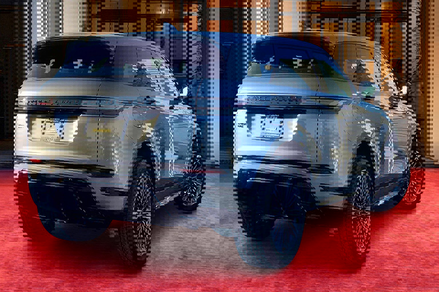 2024 Land Rover Range Rover Evoque Dynamic SE photo 11