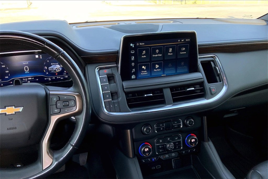 2023 Chevrolet Suburban High Country photo 6