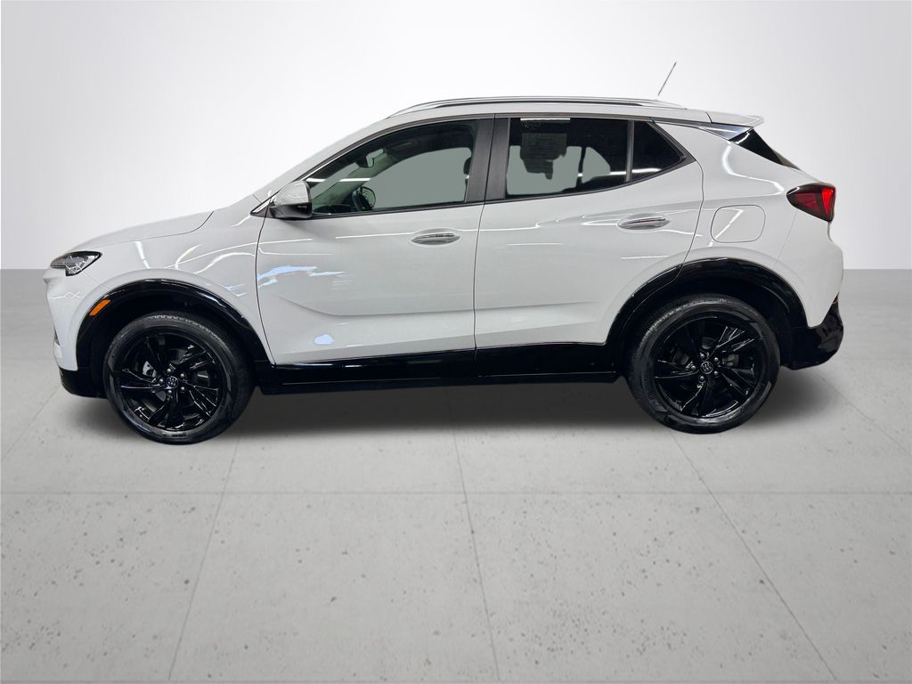 2024 Buick Encore GX Sport Touring photo 2