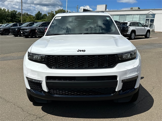 2025 Jeep Grand Cherokee Limited photo 5