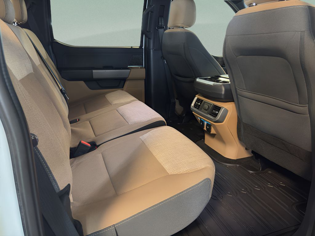 2022 Ford F-150 XLT photo 26