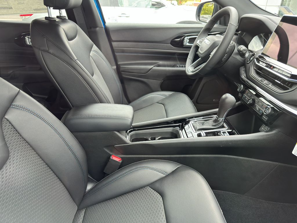 2025 Jeep Compass Latitude photo 11
