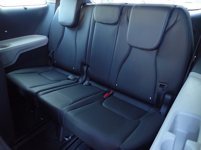 2024 Kia Carnival EX photo 14
