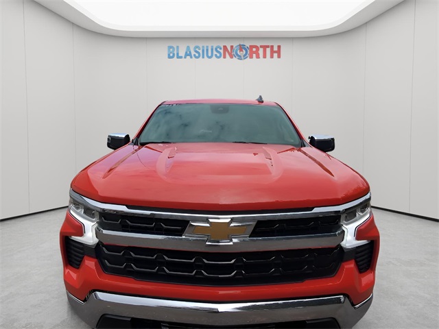 2022 Chevrolet Silverado 1500 LT photo 3