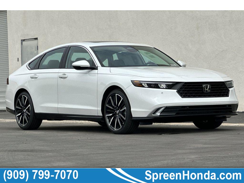 2025 Honda Accord Hybrid Touring's photo