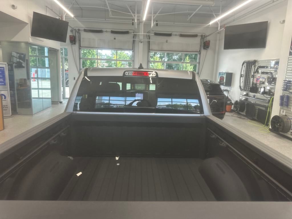 2025 Ram 1500 Big Horn Lone Star photo 8