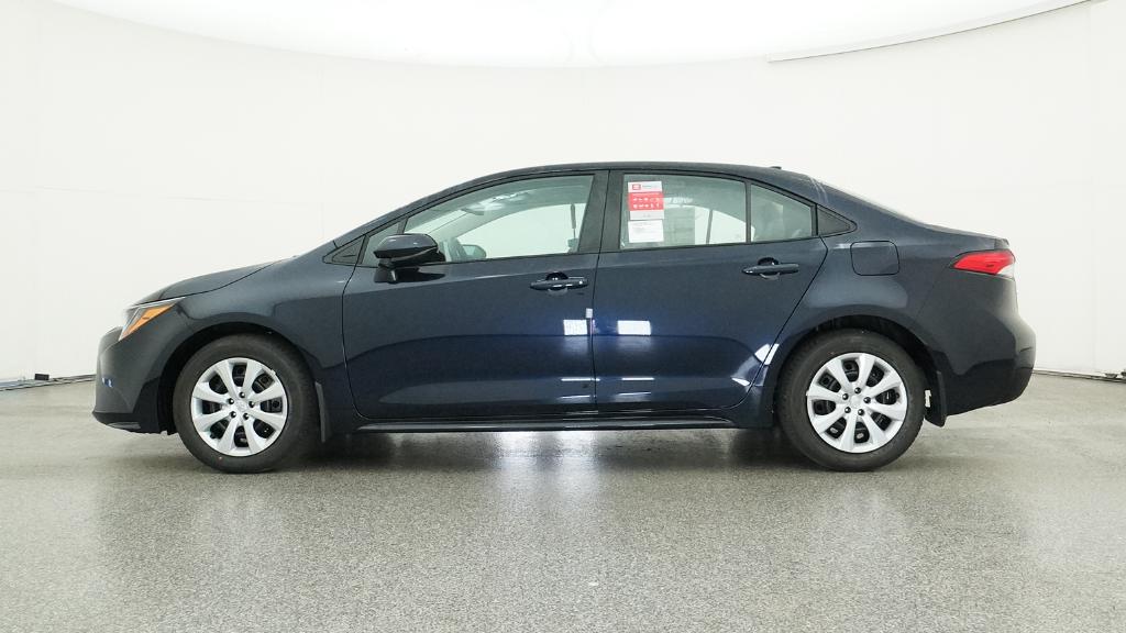 2025 Toyota Corolla LE photo 10