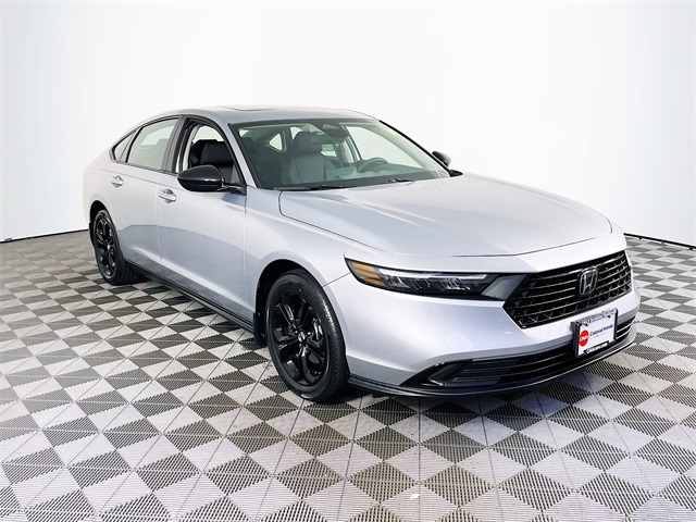 2025 Honda Accord SE's photo