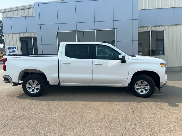 Used 2025 Chevrolet Silverado 1500 LT with VIN 3GCUKDED7SG127762 for sale in Kansas City