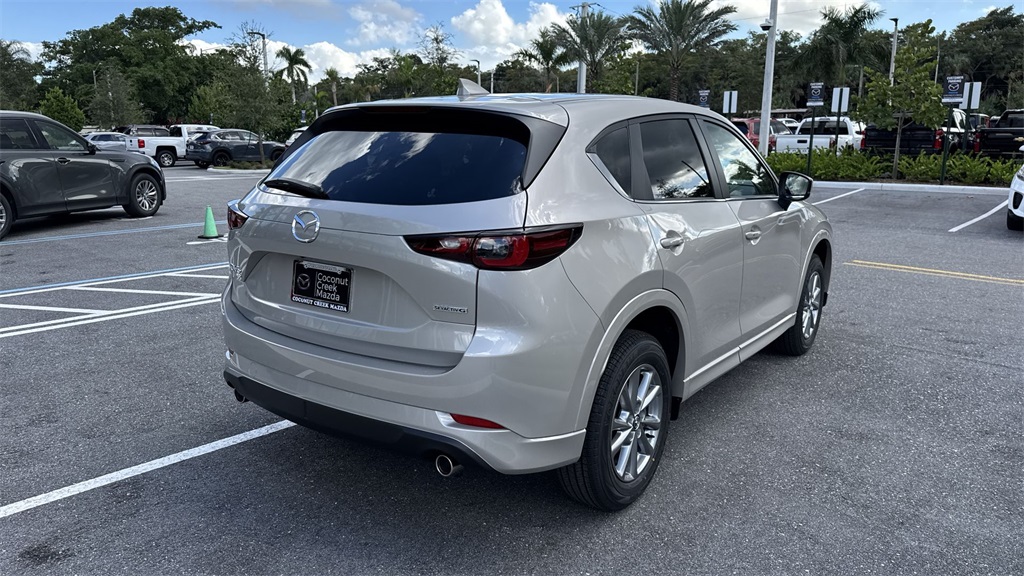 2025 Mazda CX-5 2.5 Select photo 3