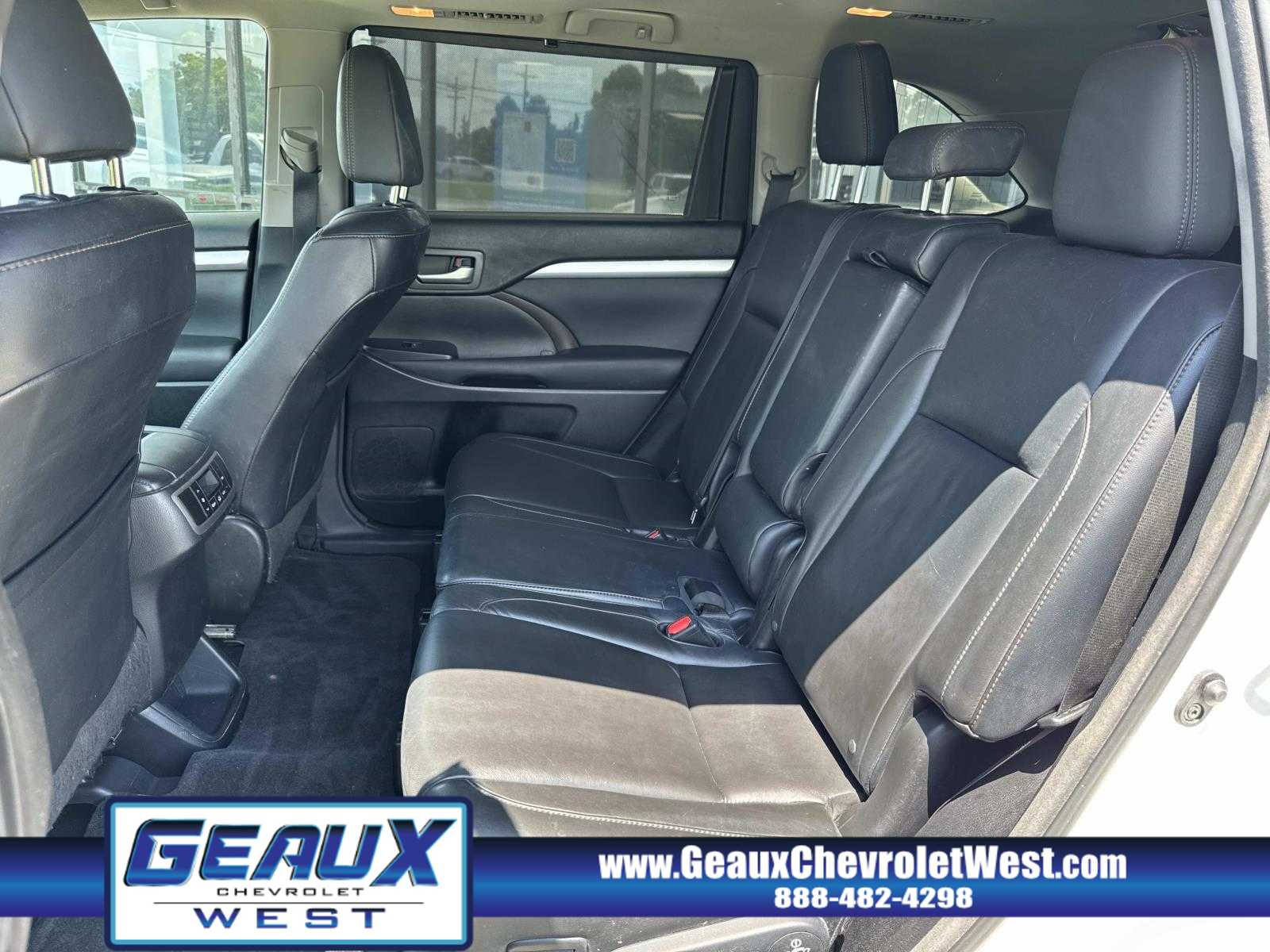 2015 Toyota Highlander XLE photo 38
