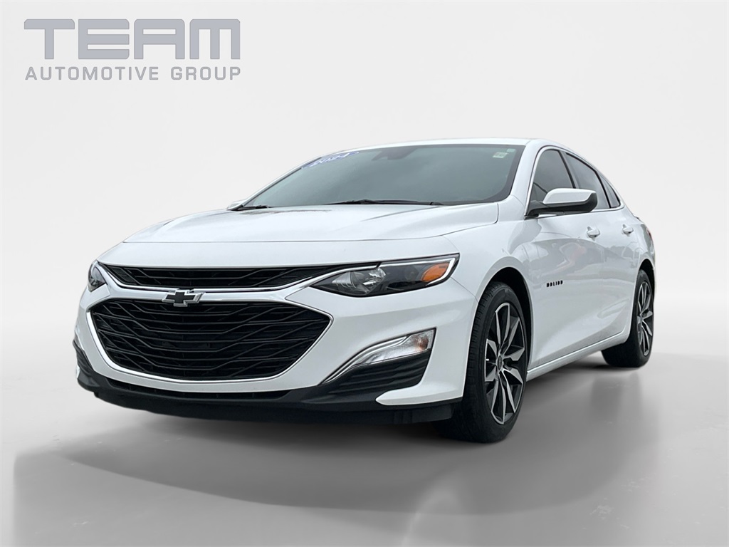 2024 Chevrolet Malibu RS photo 3