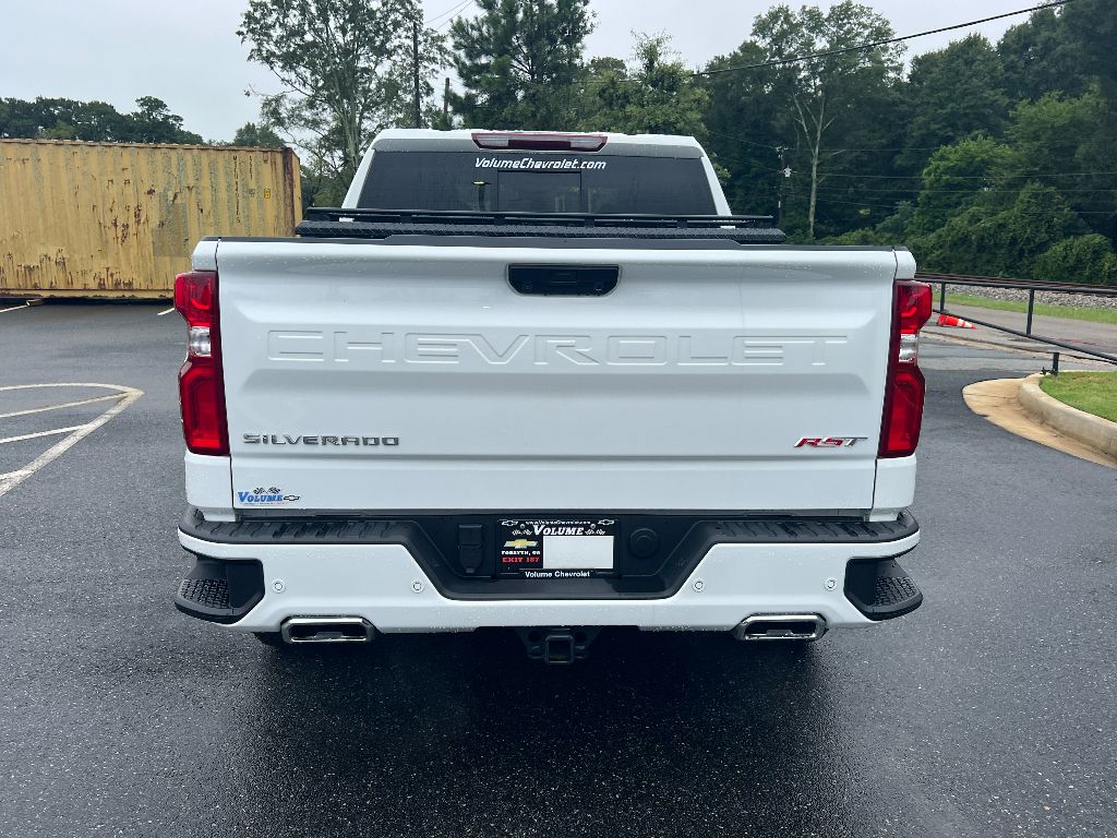 2025 Chevrolet Silverado 1500 RST photo 3