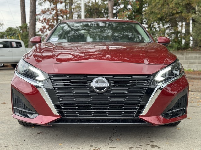 2024 Nissan Altima 2.5 SL photo 2