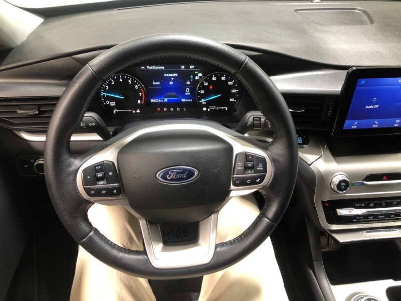 2021 Ford Explorer XLT Sport photo 24