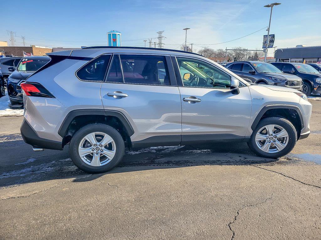 2019 TOYOTA RAV4 - Image 10