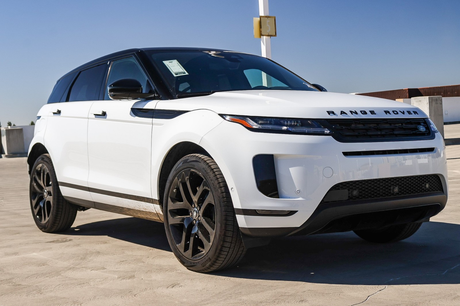 2026 Land Rover Range Rover Evoque S photo 3