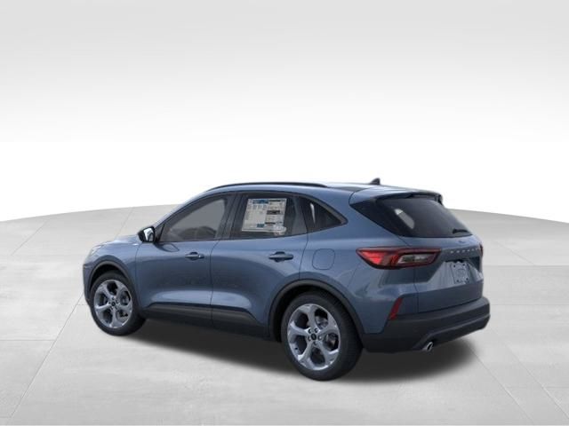 2026 Ford Escape ST-Line photo 4