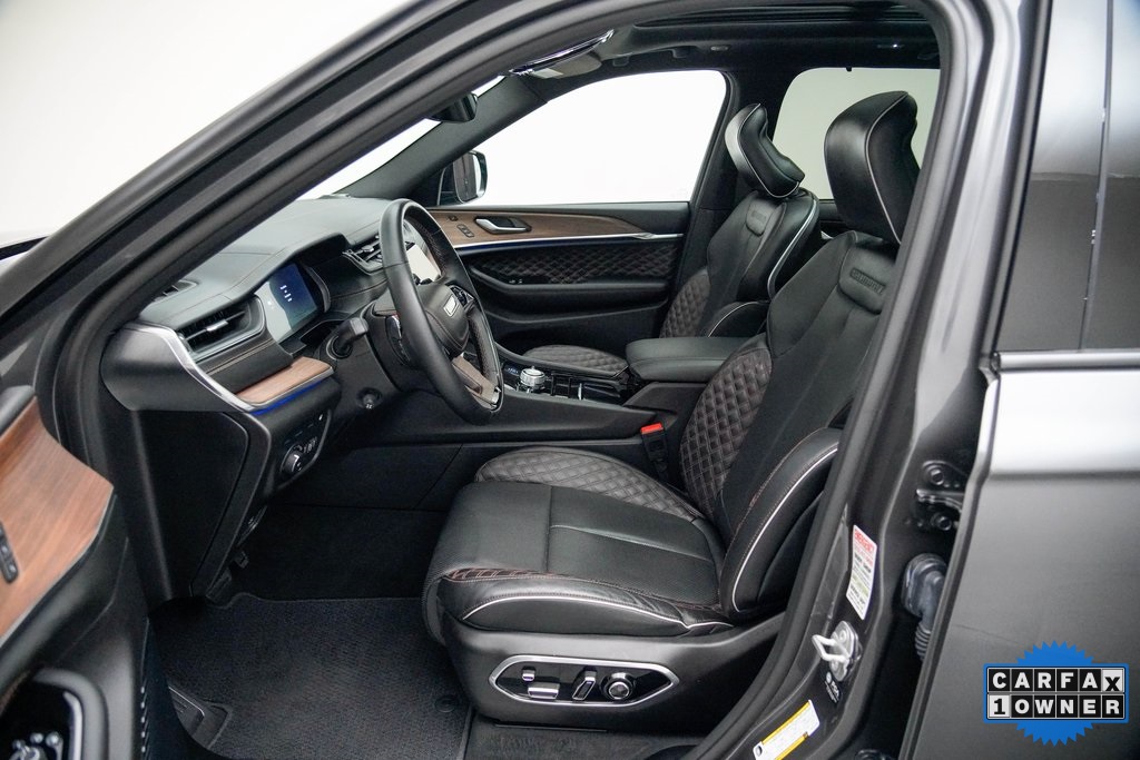 2022 Jeep Grand Cherokee Summit 4xe photo 4