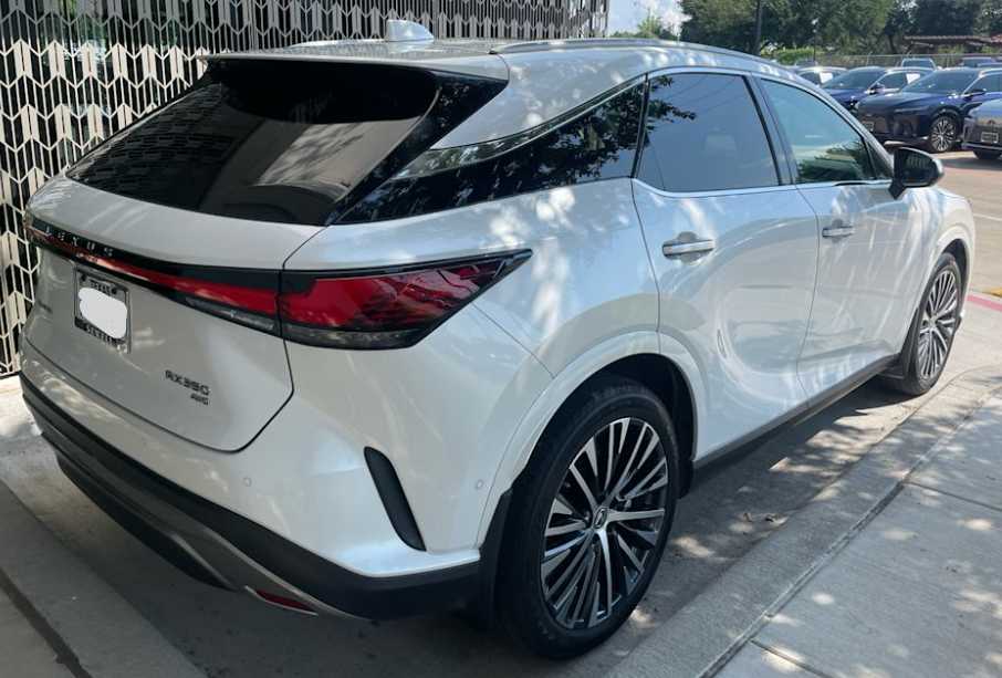 2023 Lexus RX Premium photo 3