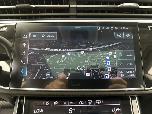 2023 Audi Q8 55 Prestige photo 10